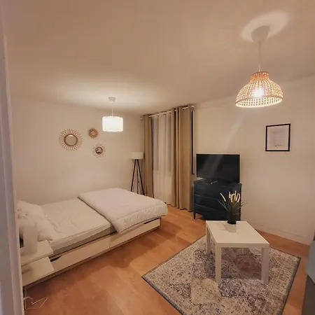 T1 Bis 35m2 Proche Centre Apartment